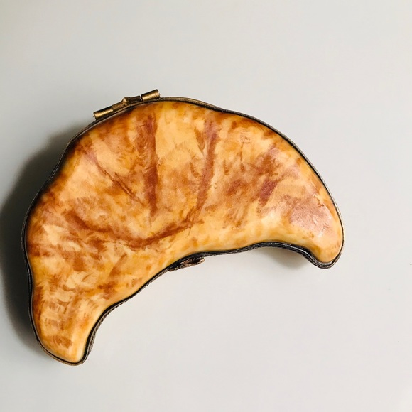NEW Limoges Croissant Box Collectible RARE NEW WITHOUT TAGS - Picture 9 of 15